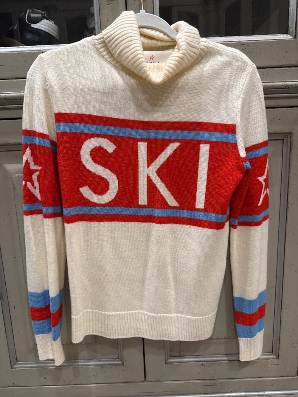 PERFECT MOMENT SKI SWEATER